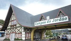Descubra o que fazer em Campos do Jordão: da culinária às trilhas nas montanhas!